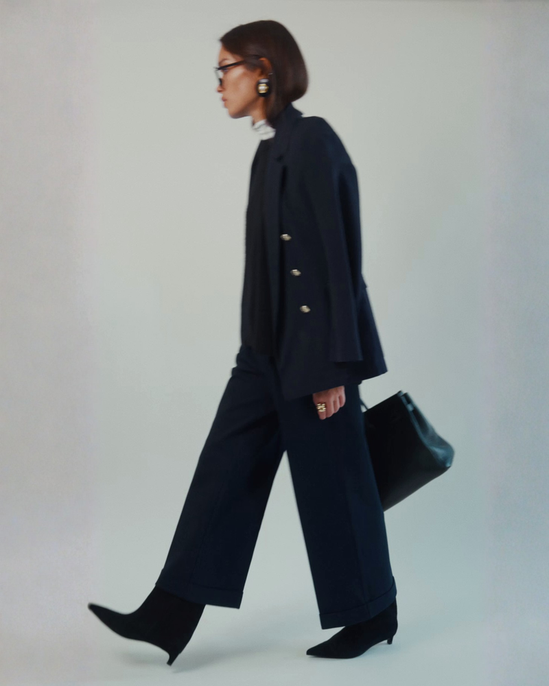 Beverly Wide-leg Pant in Navy