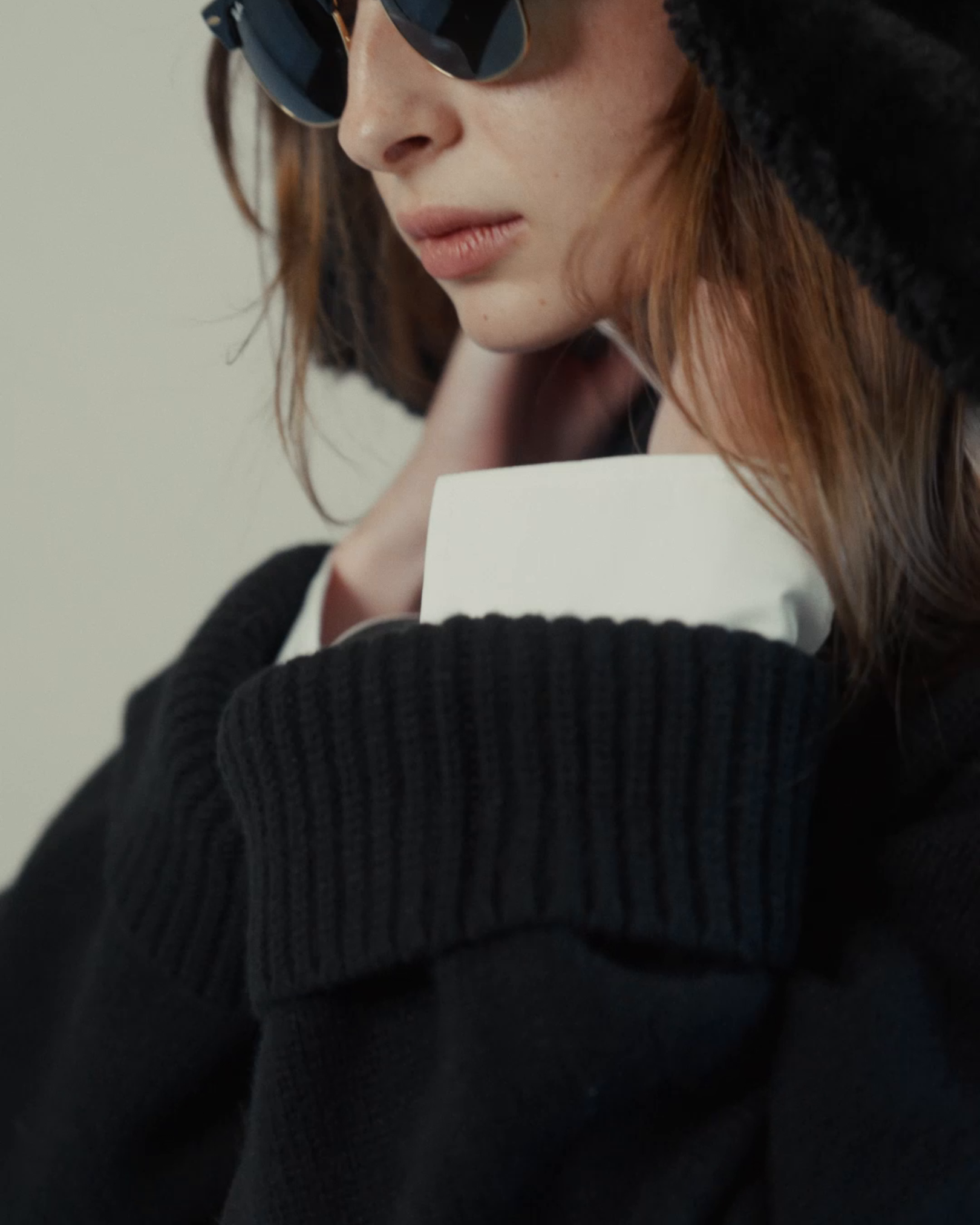 Gloria Convertible Sweater in Black