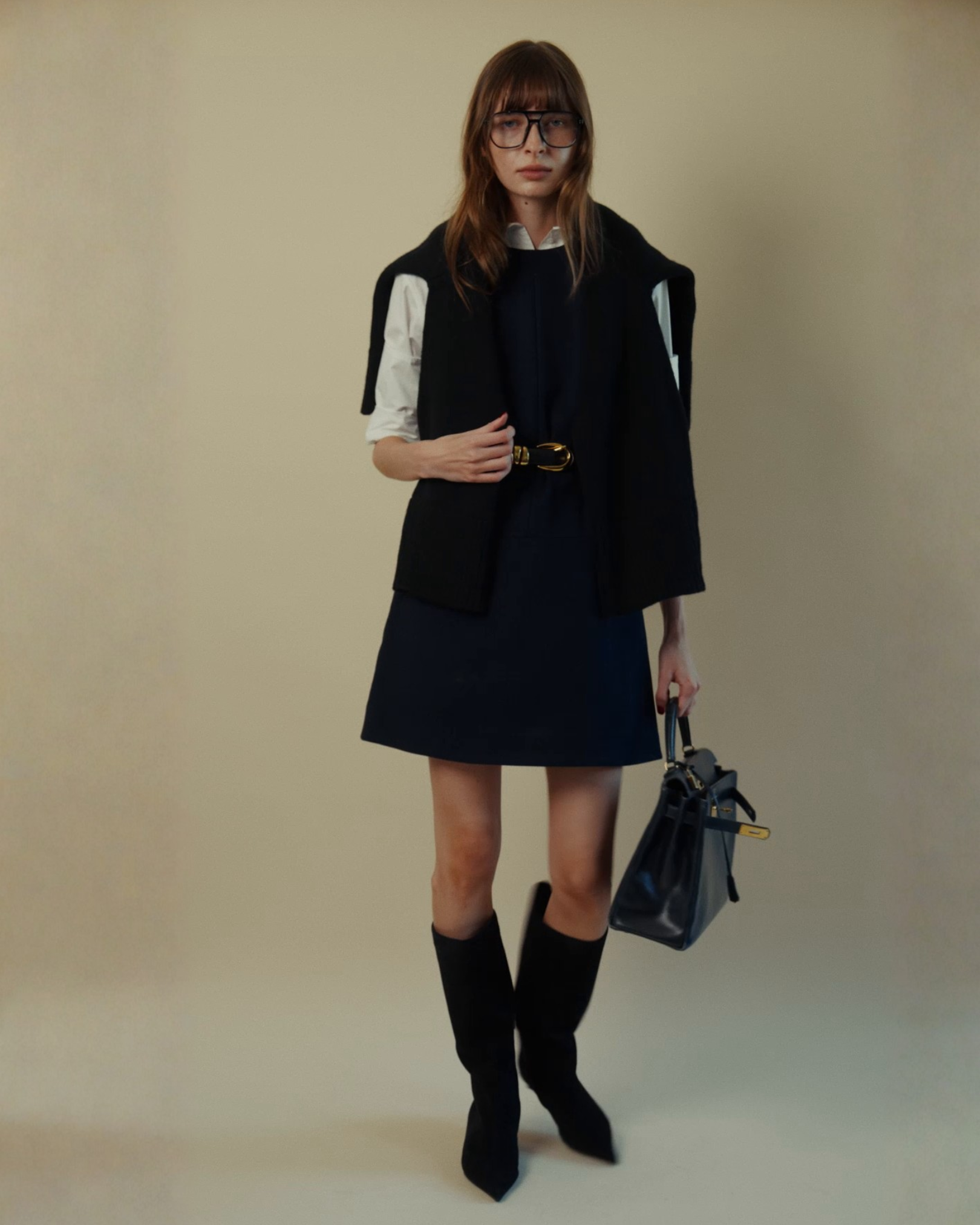 Twiggy Sleeveless Shift Dress in Navy