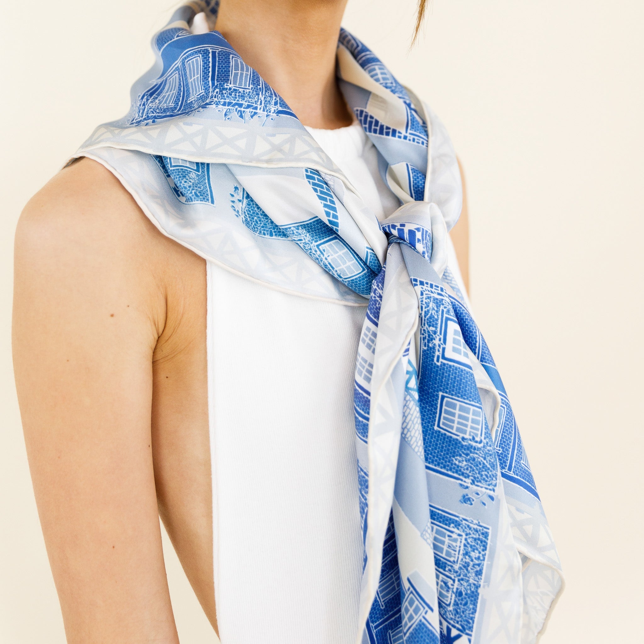 THE NANTUCKET SCARF